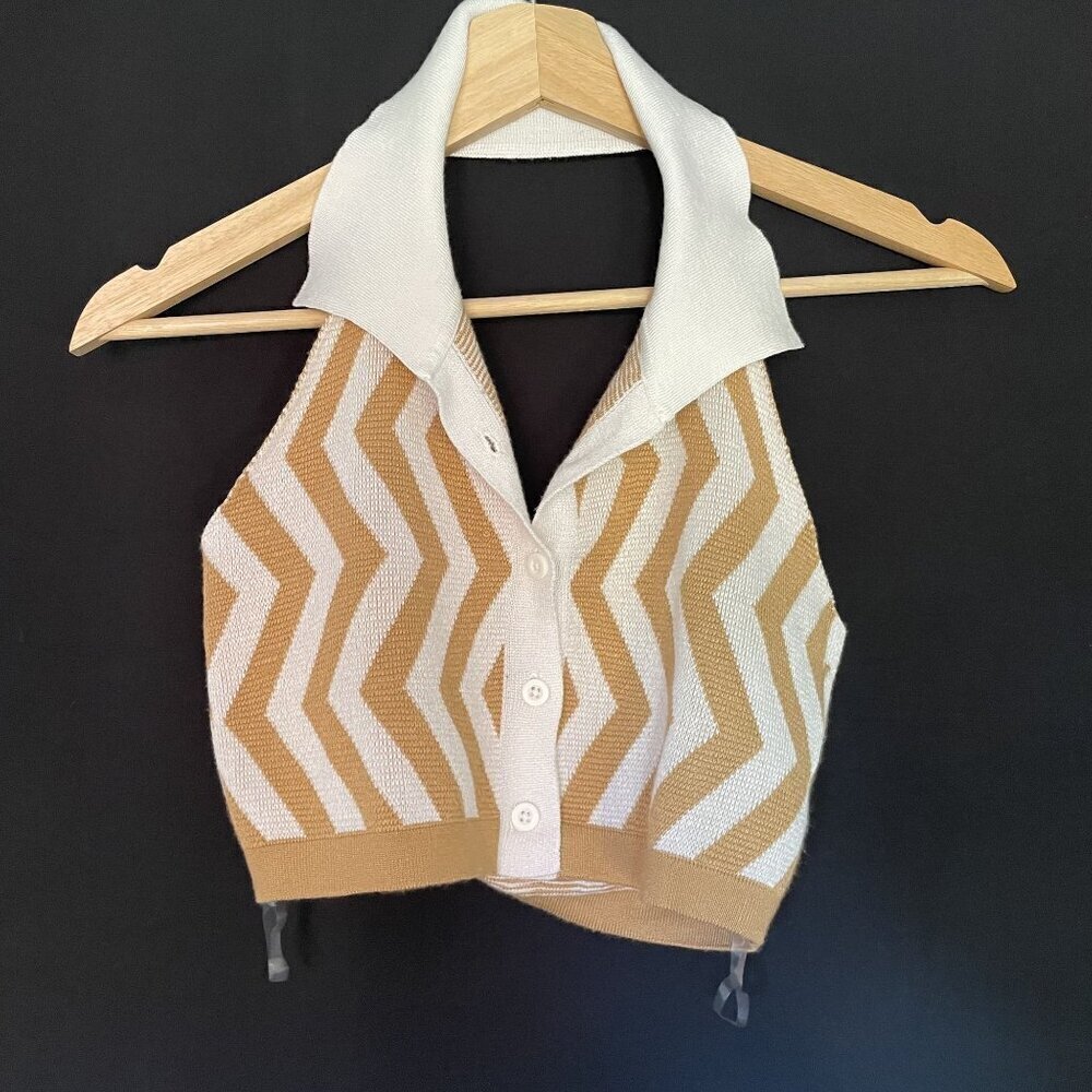 Jolie & Joy orange and white chevron vintage cropped top button down halter top
